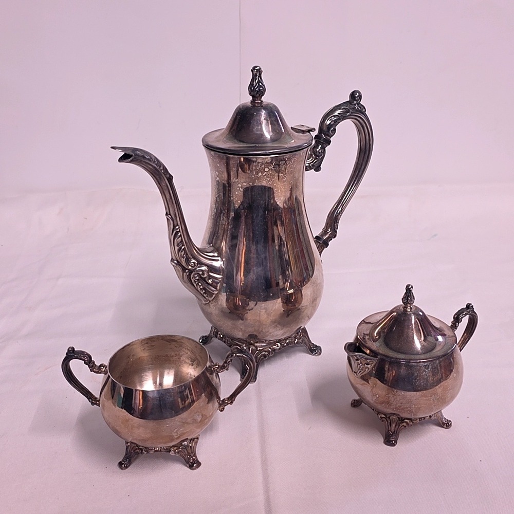 Oneida Tea Set Silver Plate 3pc Silver Ornate Footed Teapot Sugar Creamer